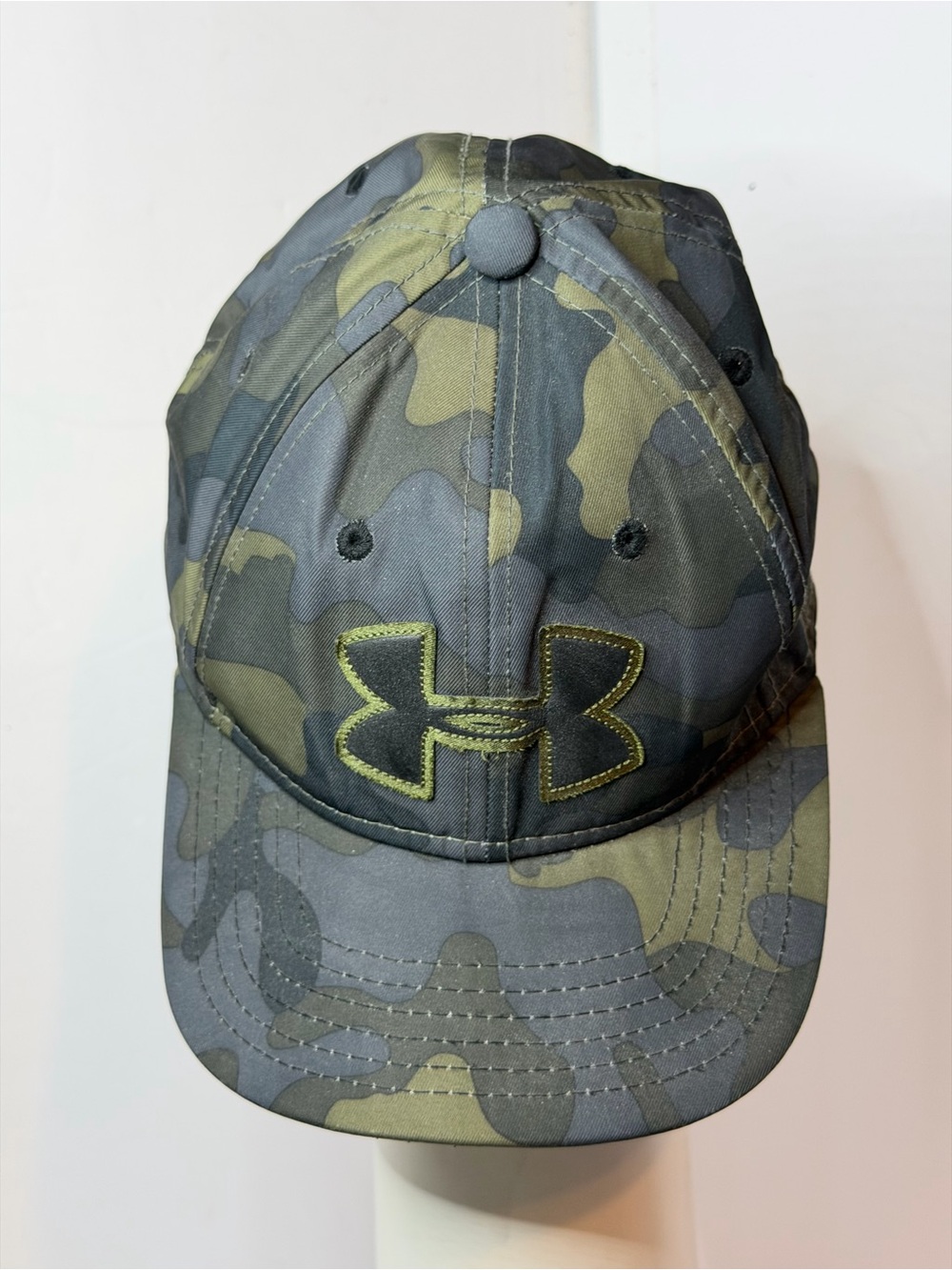 Under Armour Camo Baseball Cap in Olive and Black